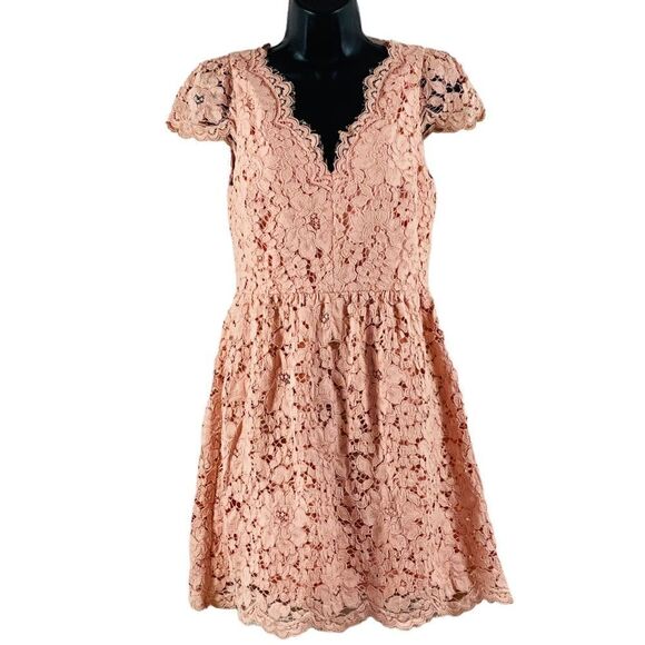 ERIN by Erin Fetherston Peach Alicia Floral Lace Fit Flare Mini Dress Sz 4 - Picture 3 of 14